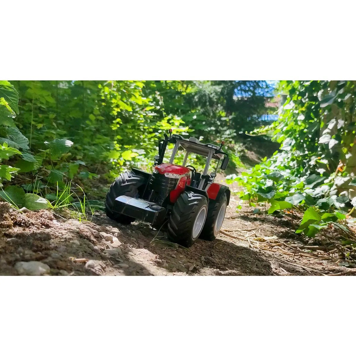 Jamara Massey Ferguson 8S.285 1:16 2.4GHz RC Tractor