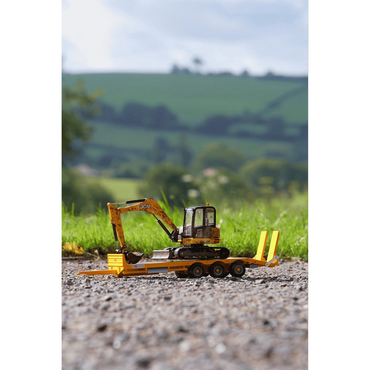 Britains Muddy JCB Midi Excavator 1:32 Scale Model 43279