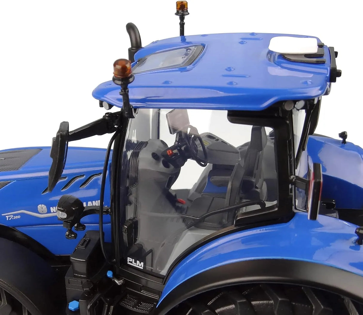 New Holland T7.300 Model Tractor 1:32 Scale Die‑Cast by Universal Hobbies