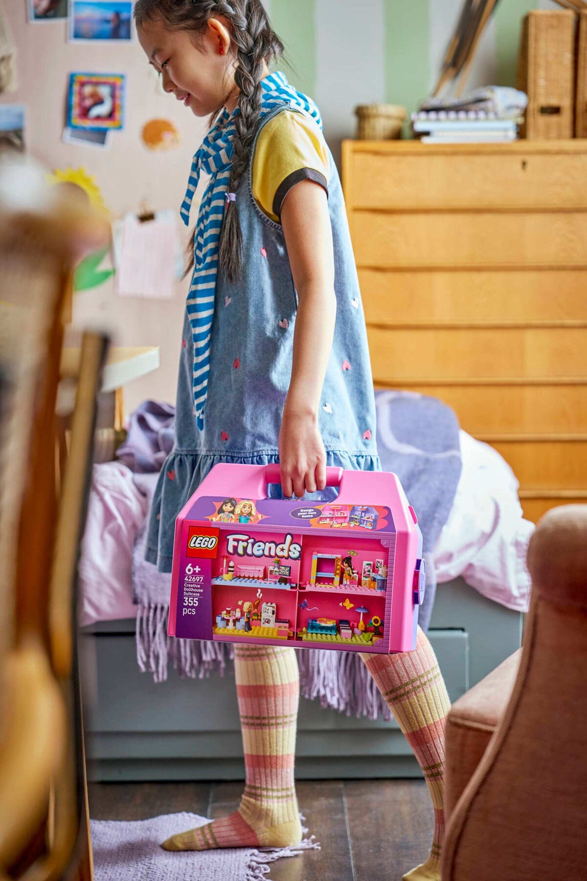 LEGO Friends 42697 Creative Dollhouse Suitcase