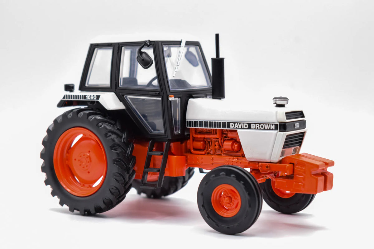 David Brown 1690 Model Tractor 1:32 Scale Die‑Cast 2WD by Universal Hobbies (1980‑84)