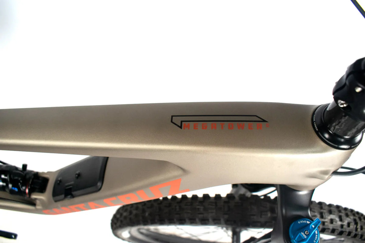 Santa Cruz Megatower C S-Kit Small Mountain Bike