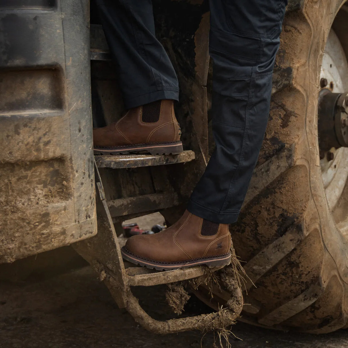 Xpert Heritage Boulder Non-Safety Boots Brown