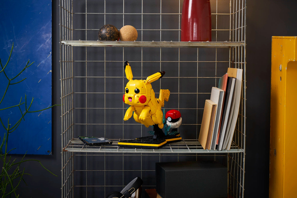 LEGO Pokemon 72152 Pikachu and Poke Ball
