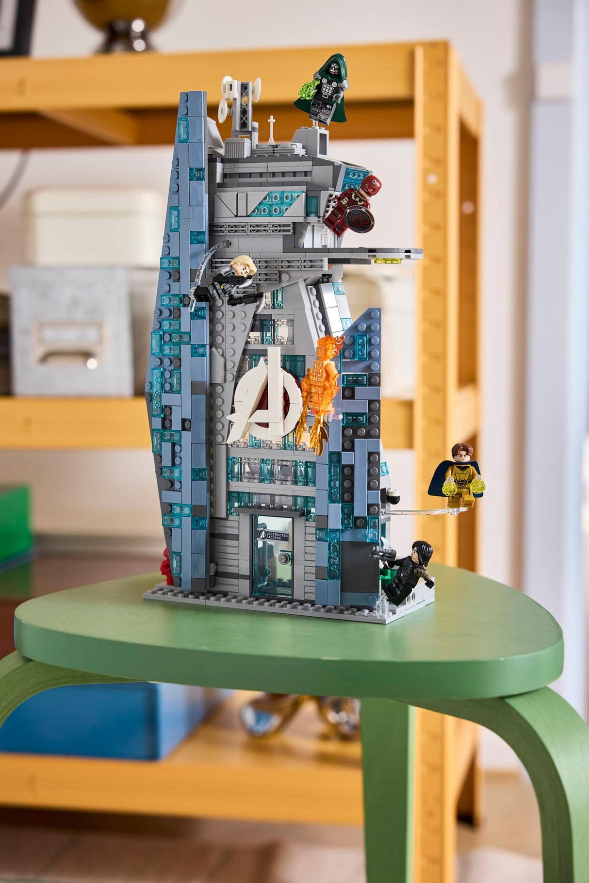 LEGO Marvel 76352 Avengers: Doomsday New Avengers Tower