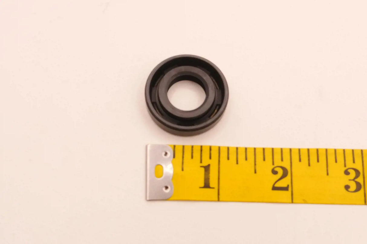 Kubota 09500‑15307 Transmission Input Shaft Oil Seal - OEM Replacement