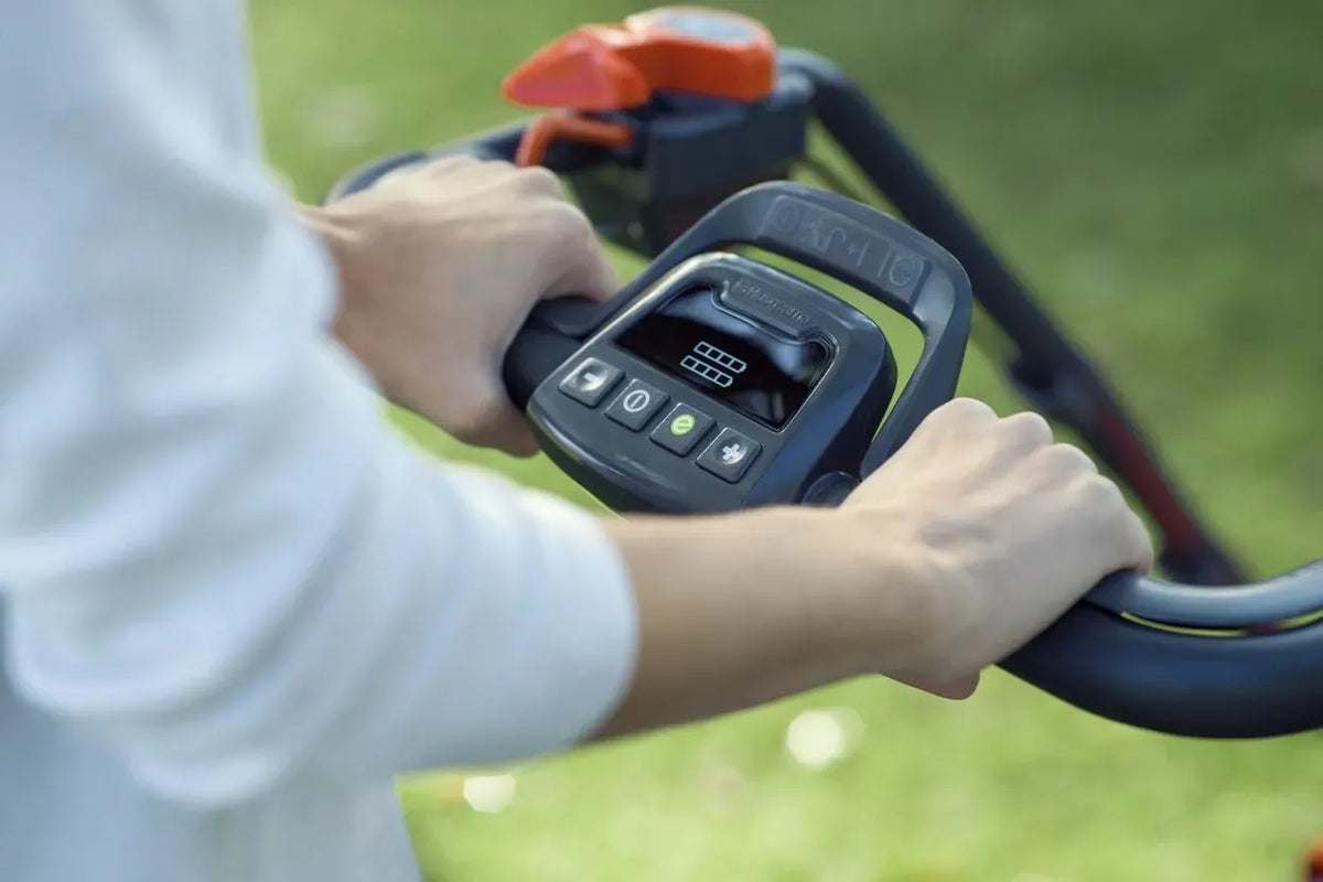 Husqvarna LC 353iVX Self Propelled Lawnmower