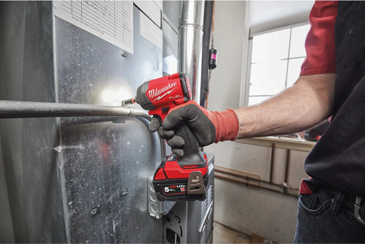 Milwaukee M18 FUEL ¼" Hex Impact Driver Bare Unit | Compact Design with 226 Nm Torque