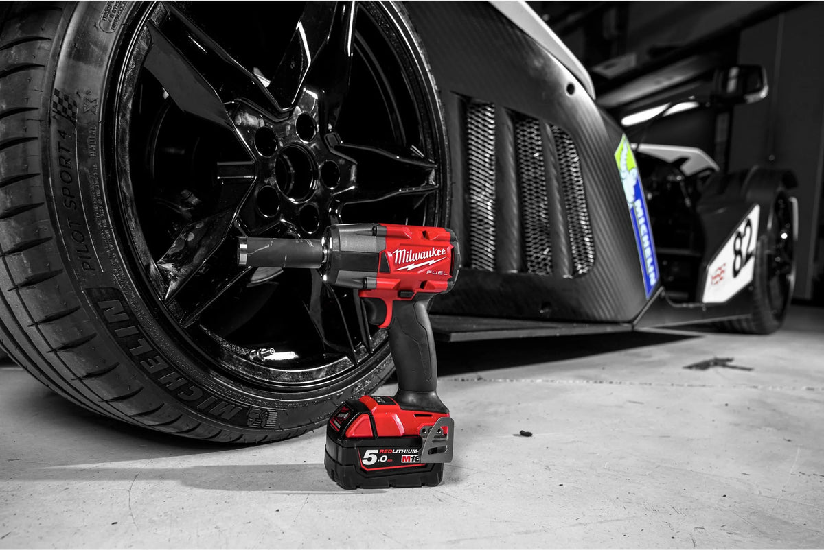 Milwaukee M18 FUEL ½″ Impact Wrench Kit - 881 Nm Torque, 2x 5.0Ah Batteries, Case & Charger