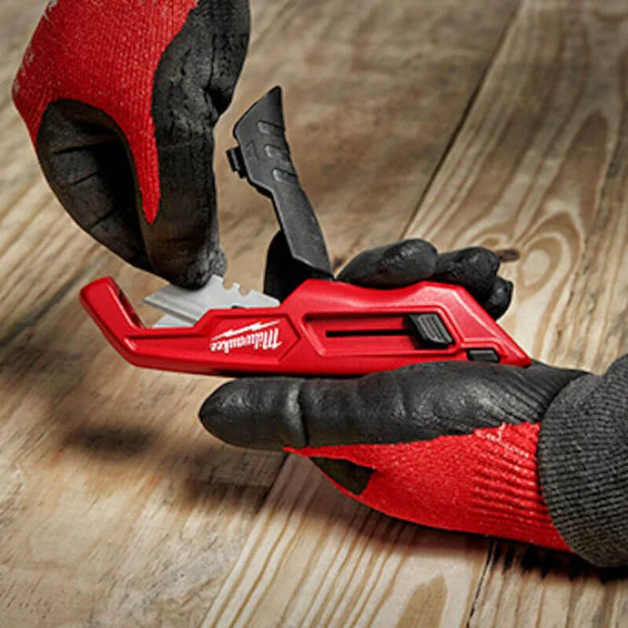 Milwaukee Sliding Utility Knife 4932492378 - Side Slide, Wire Stripper, Metal Body
