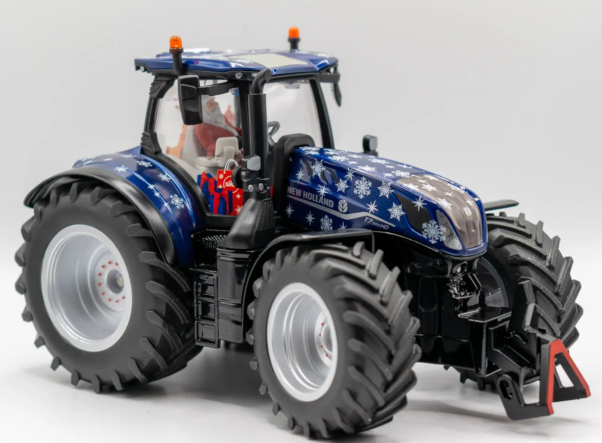 Siku New Holland Christmas tractor
