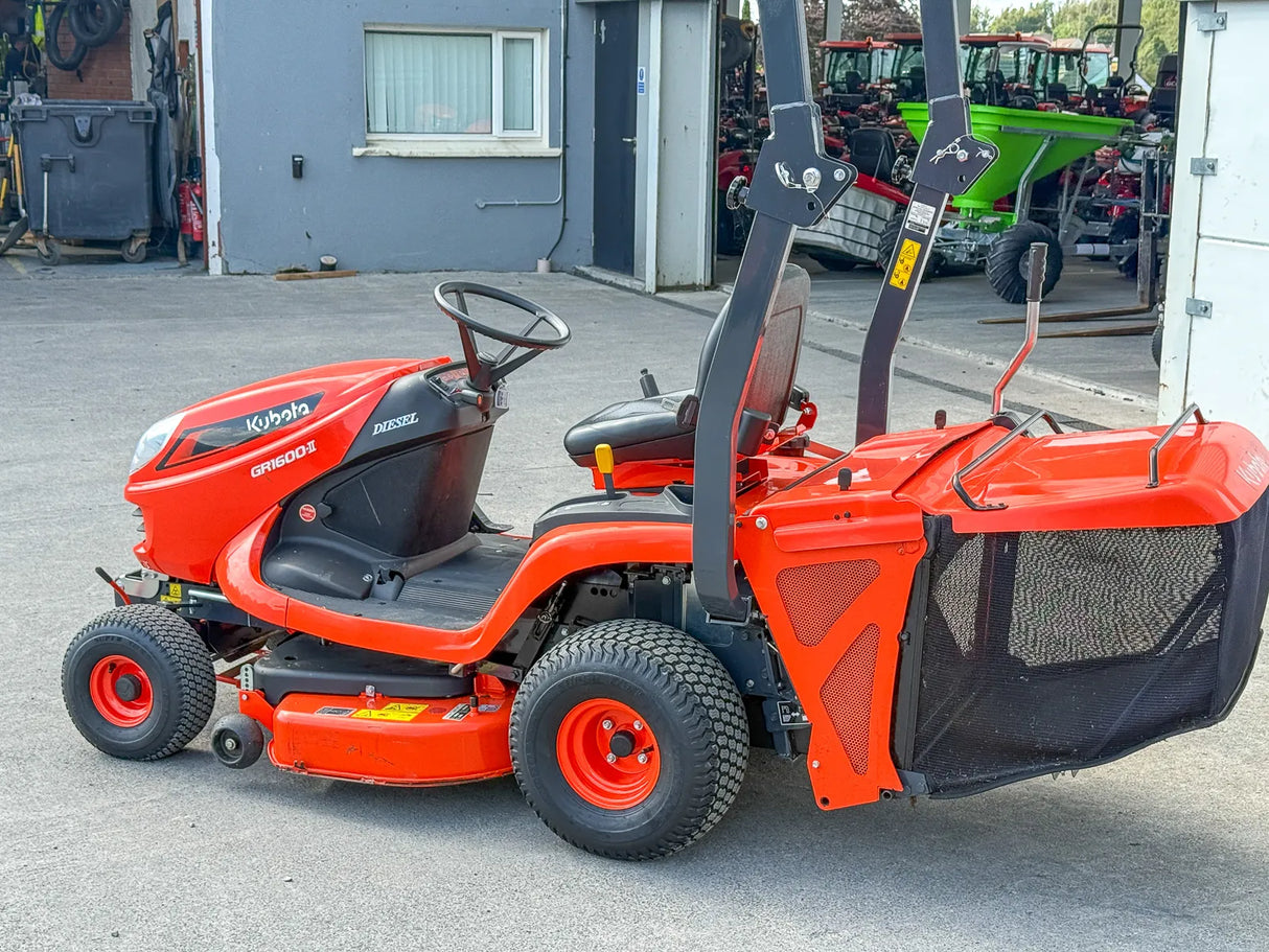 Used 2023 Kubota GR1600-II Lawnmower