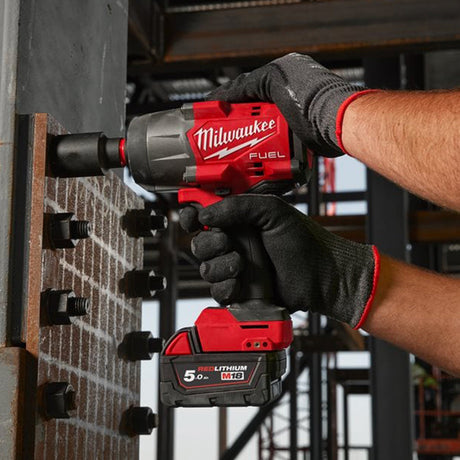 Tools & Hardware