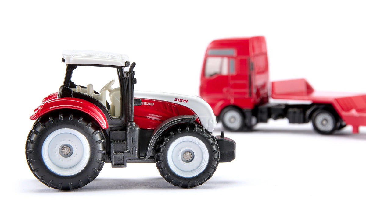 Siku MAN truck with Steyr tractor 1:87