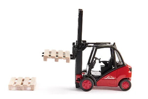 SIKU Forklift Truck - Detailed Model with Movable Lift and Rubber Tires