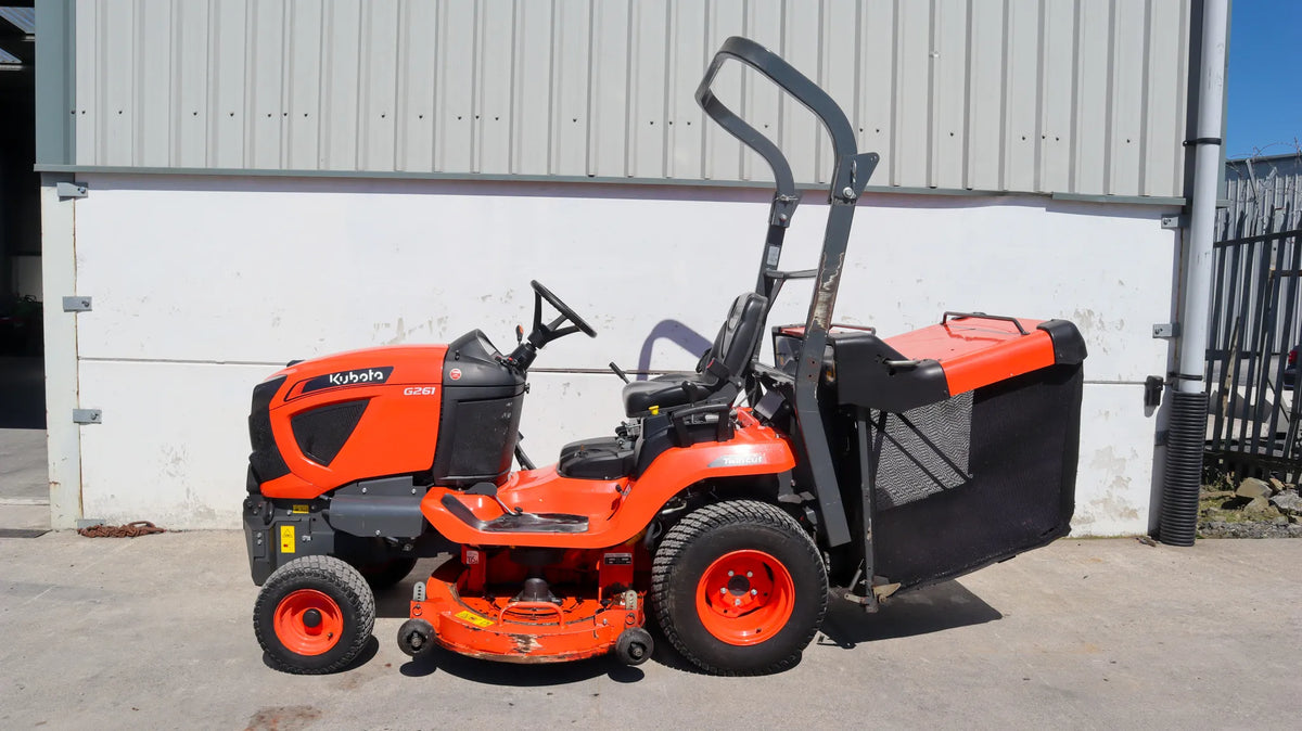 Used 2023 Kubota G261 LD Ride-On Lawnmower