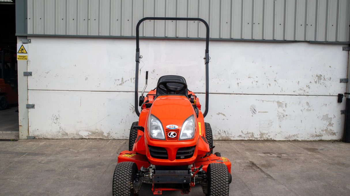 Used 2023 Kubota GR2120 Lawnmower 