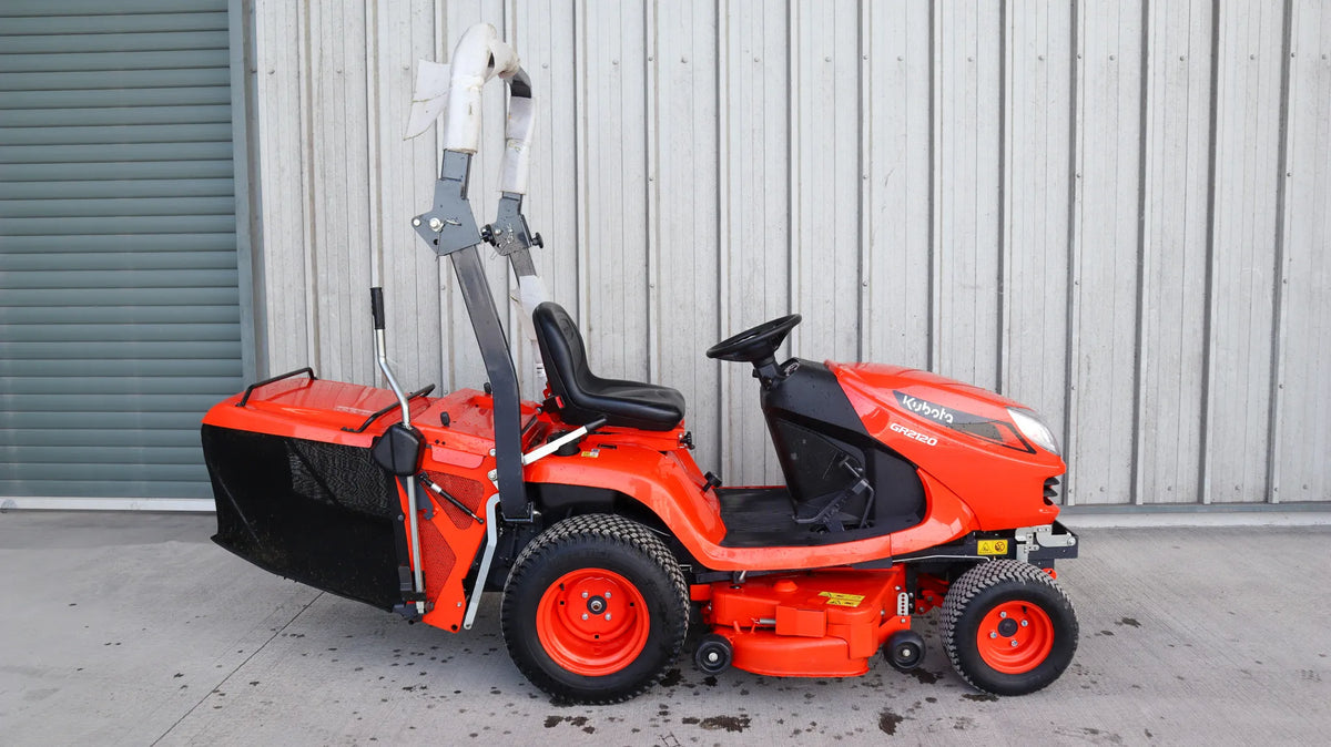 Used 2025 Kubota GR2120 Lawnmower