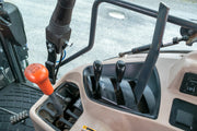 Kubota M7060 with Loader