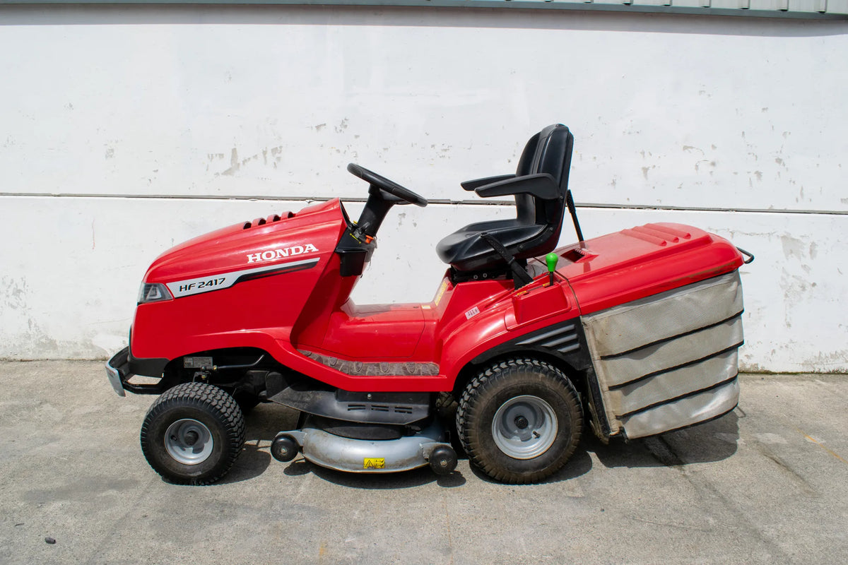 Used 2021 Honda HF2417 Lawnmower
