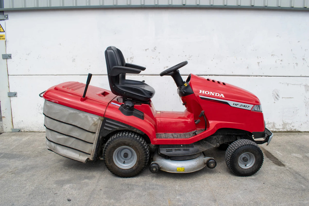 Used 2021 Honda HF2417 Lawnmower