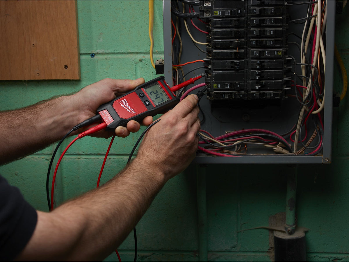 Milwaukee Auto Voltage and Continuity Tester - view 2