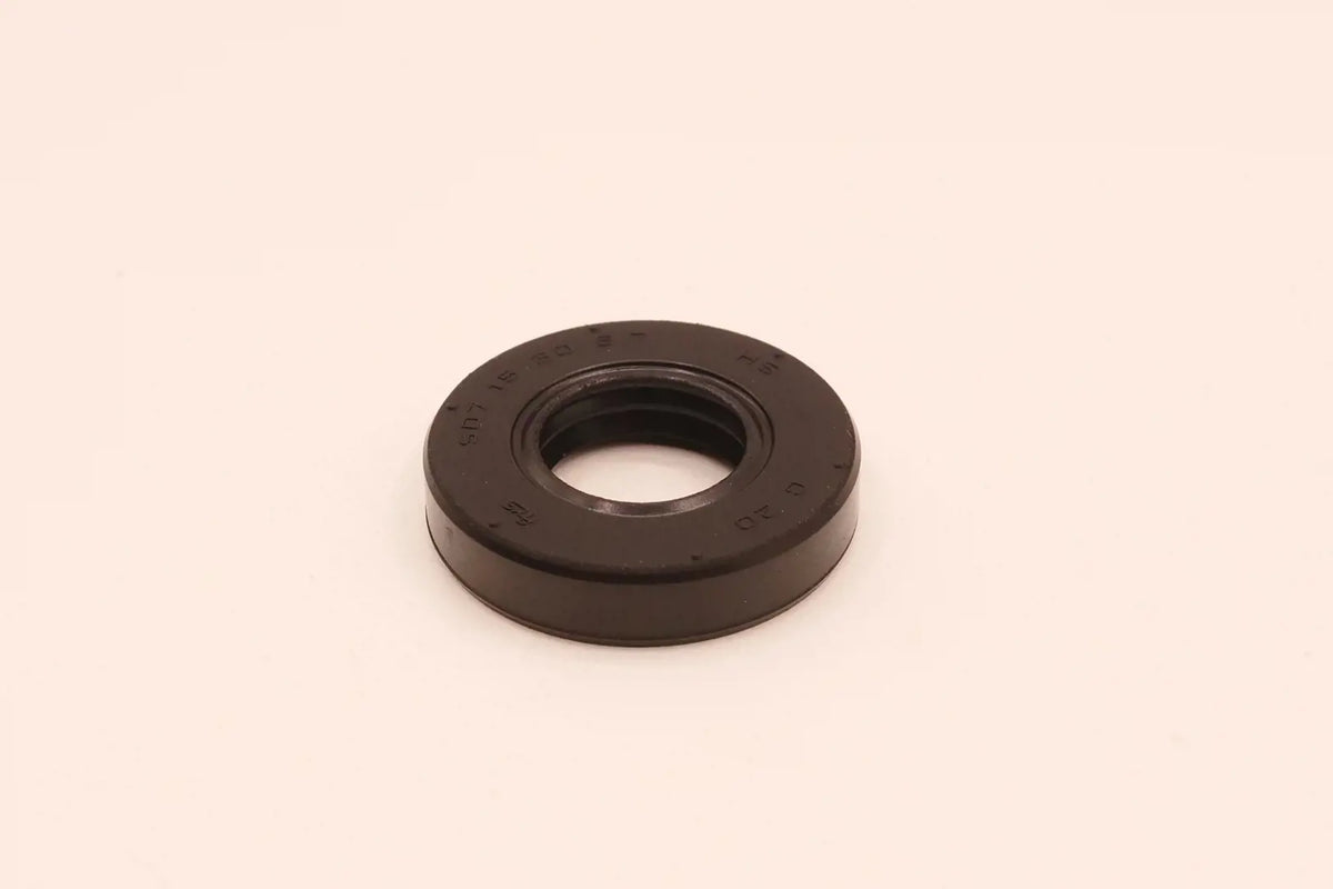 Kubota Oil Seal 31381-76390 - Genuine Hydraulic Pump Seal for Tractors & Machinery