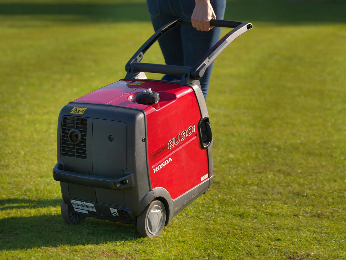 Honda EU30IS Generator