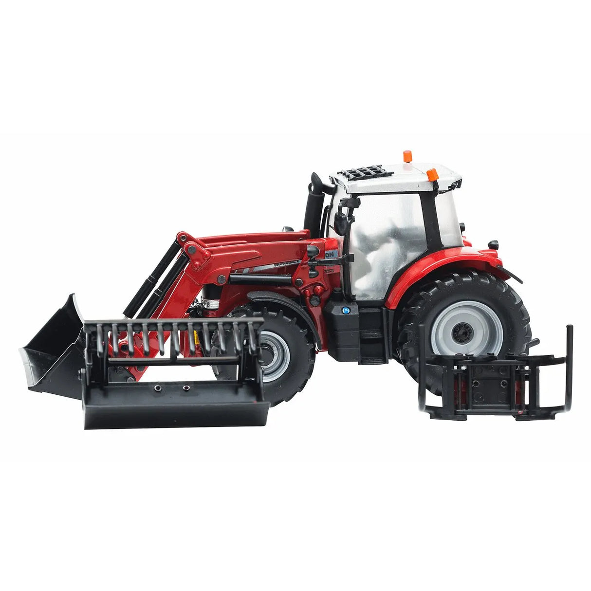 Britains Massey Ferguson 6616 Tractor + Loader - 1:32 Scale