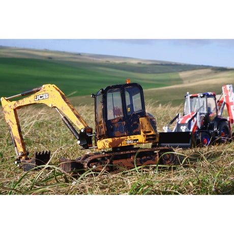 Britains Muddy JCB Midi Excavator 1:32 Scale Model 43279