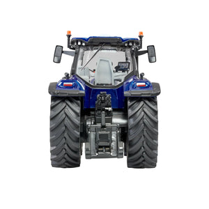 Britains New Holland T7.300 - 1:32 Scale