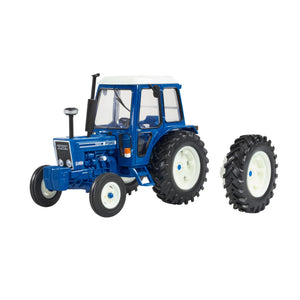 Britains 43371 Ford 7600 with Dual Wheels 1:32 Scale