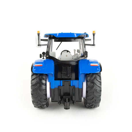 Britains Big Farm Remote Control New Holland T6.180 - Scale 1:16