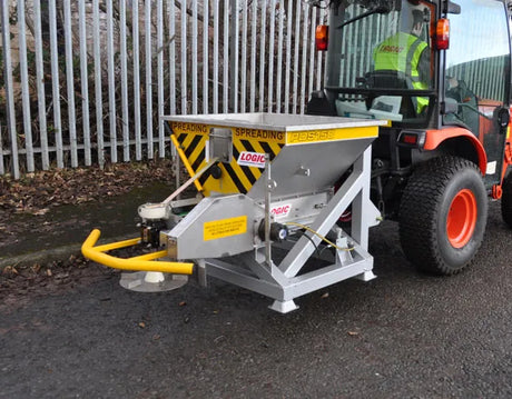 Logic PDS150T Salt Spreader