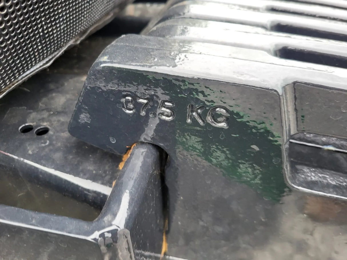 Valtra Weights