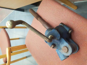 Leveling Box Assembly For Ford