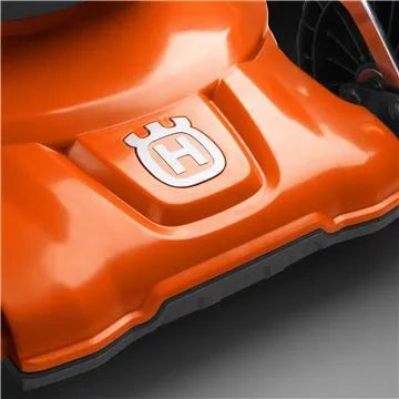 Husqvarna LC 353V Self Propelled Lawnmower