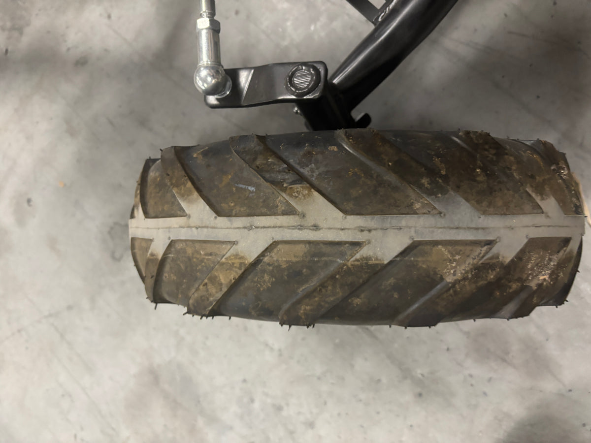 SECOND HAND Dino Track New Holland BF1 with Gears & Handbrake