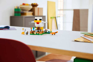 LEGO Minecraft 21585 Chicken Farm Set