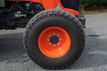 Kubota M4073