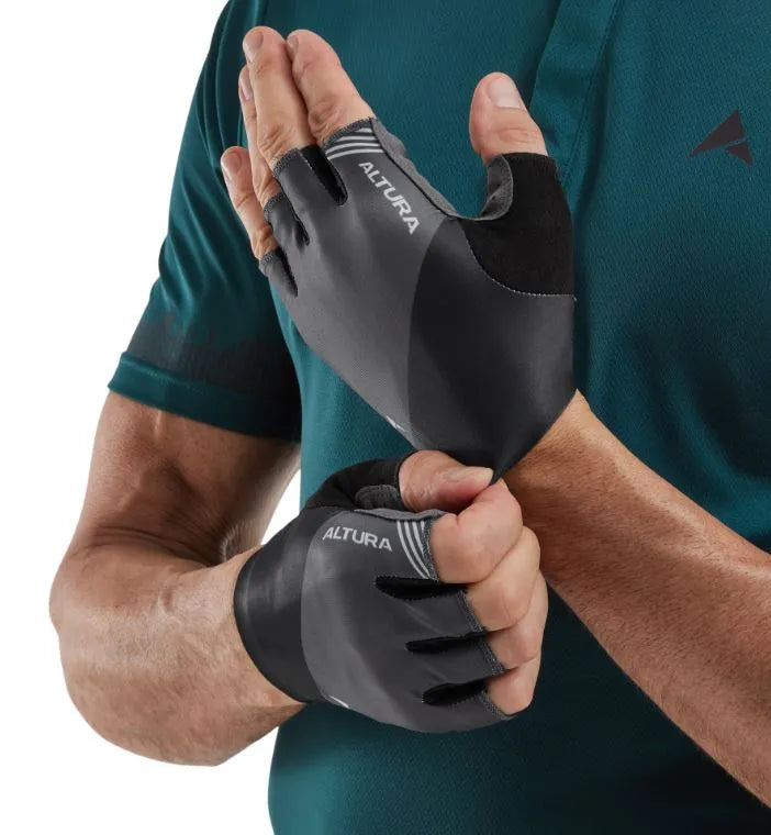 Altura Airstream Cycling Mitts | Unisex | Black | Memory Foam Padding | Road Gloves