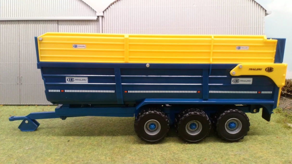 Britains 1:32 Scale Kane Tri-Axle Silage Trailer - Durable Halfpipe Silage Model Trailer