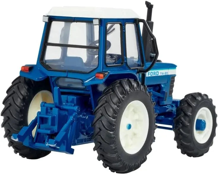 Britains 43322 Ford TW20 - 1:32 Diecast Model Tractor with Steering & Hitch