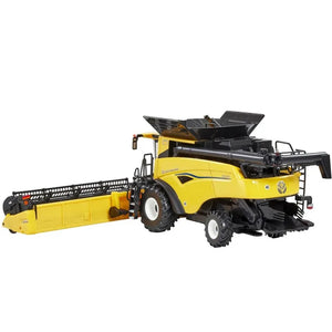 Britains New Holland CR9.90 Combine Harvester Model - 1:32 Scale, Limited Edition