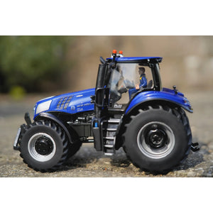 Britains New Holland T8.435 Tractor 1:32 Scale Model 43216 