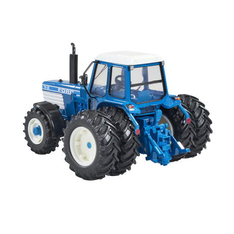 Britains Ford TW35 with Dual Rear Wheels - 1:32 Scale