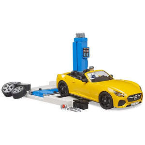 Bruder Car Service Centre with Roadster - 1:16 Scale Playset | Mechanic, Lift & Tools