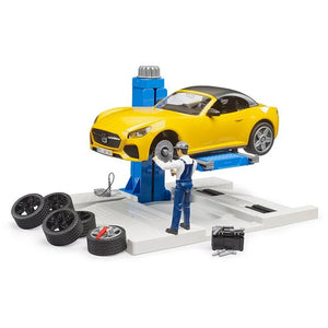 Bruder Car Service Centre with Roadster - 1:16 Scale Playset | Mechanic, Lift & Tools