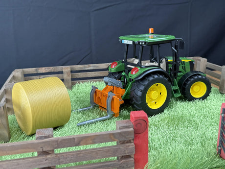Bruder Tractor Transport Box with Single Bale Handler & Round Bale - Universal Rear Attachment