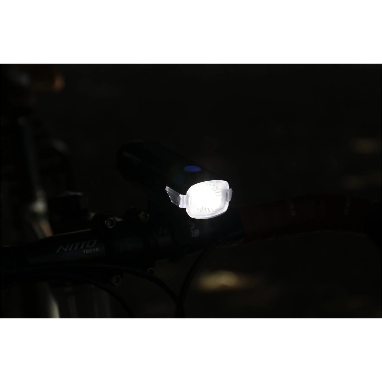 CatEye AMPP 1700 Front Bike Light - 1700 Lumen USB-C Rechargeable with Ultra Boost Mode